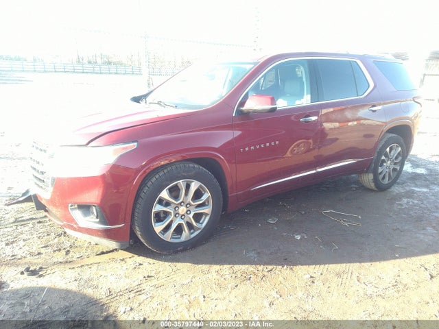 Chevrolet Traverse Premier 2018 1GNERKKWXJJ104765 Image 2