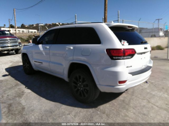 1C4RJFAG4JC468610 Jeep Grand Cherokee Altitude
