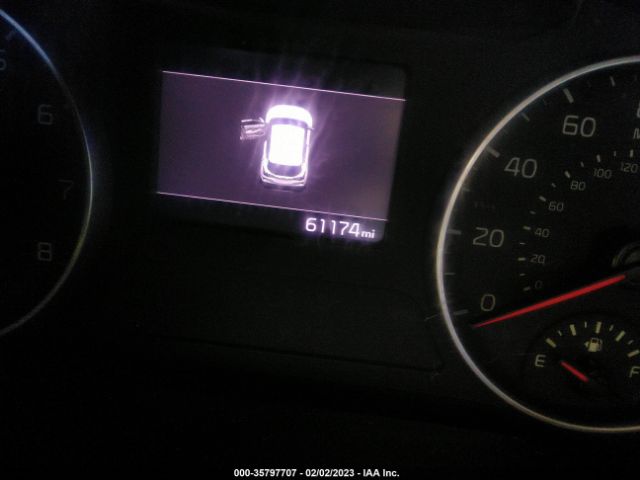 KNDEUCAA6M7071784 KIA SELTOS S