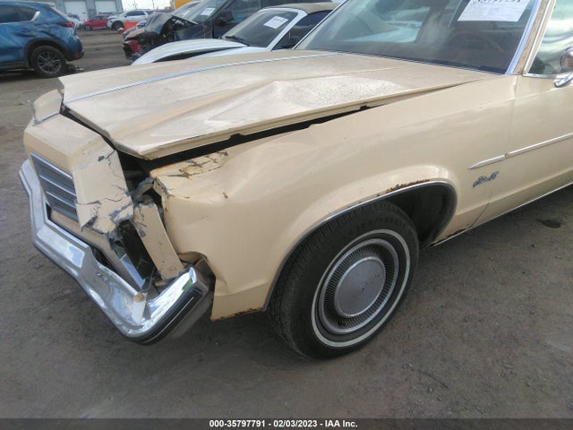 1978 OLDSMOBILE CUSTOM CRUISER VIN: 3N37R8X104854