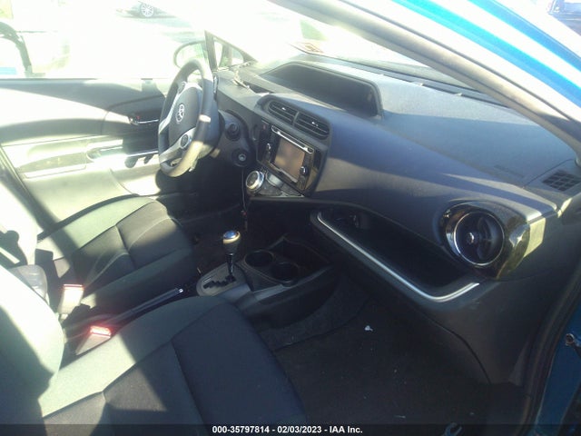 2017 Toyota Prius, VIN: JTDKDTB39H1591599