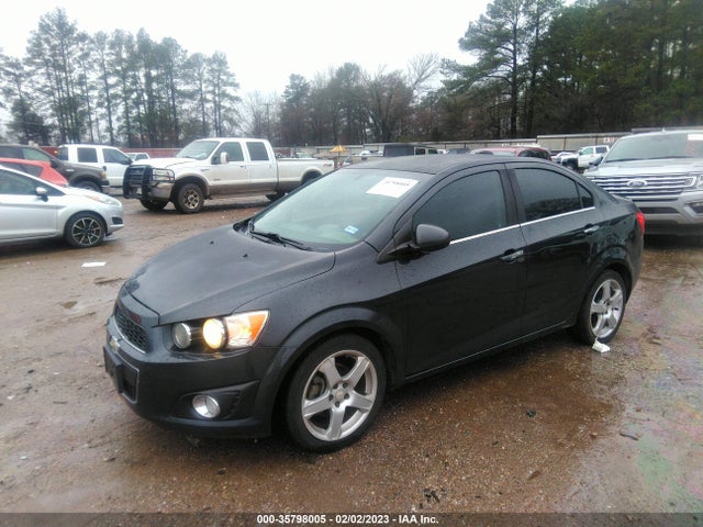 Chevrolet SONIC LTZ 2015 1G1JE5SB7F4117151 Image 2