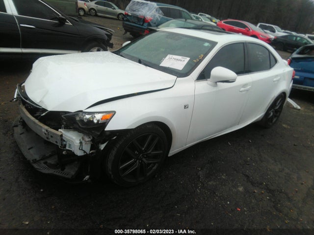 Lexus IS 2014 JTHBE1D28E5013955 Image 2