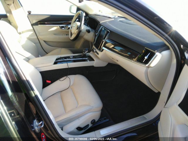 LVY102MK0KP078907 Volvo S90 Momentum