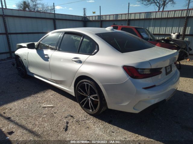 3MW5P7J05N8C37098 BMW 3 Series 330e