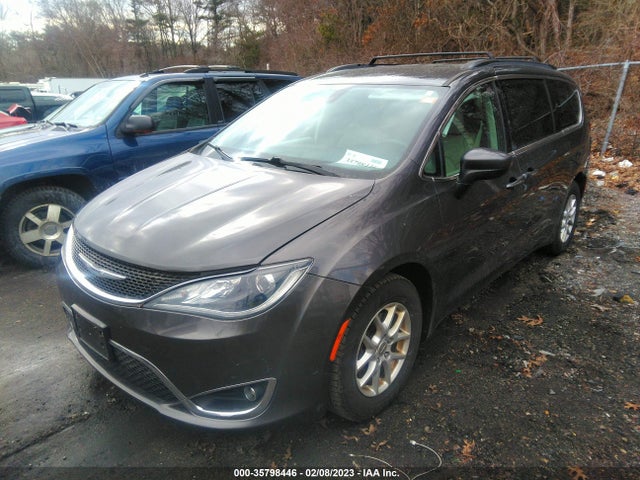 Chrysler Pacifica Touring Plus 2017 2C4RC1BG5HR821546 Image 2