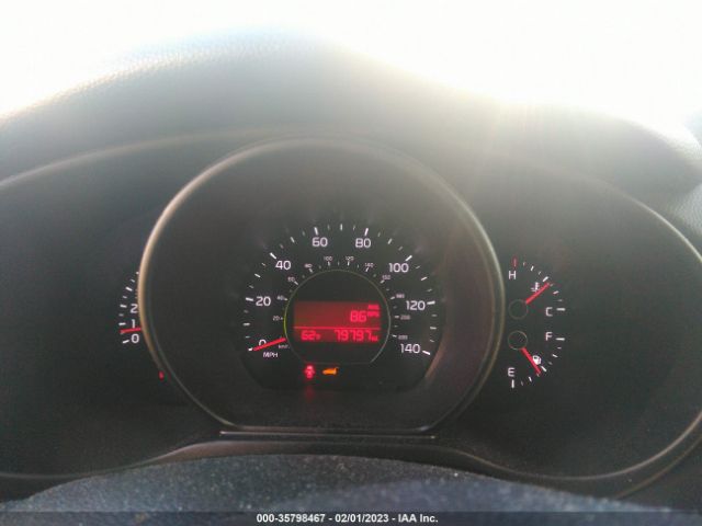 KNDJN2A29G7324180 KIA Soul Base