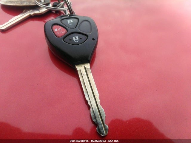 2008 TOYOTA RAV4 VIN: JTMBD33V085208710