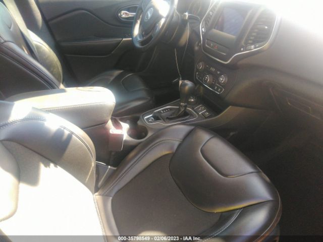 1C4PJMLB7KD337700 Jeep Cherokee Latitude Plus
