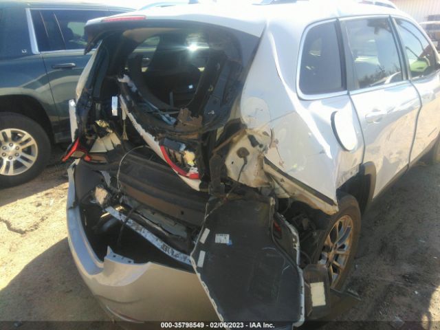 1C4PJMLB7KD337700 Jeep Cherokee Latitude Plus