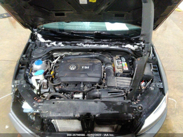 3VWD17AJ8EM260730 Volkswagen Jetta Sedan Se