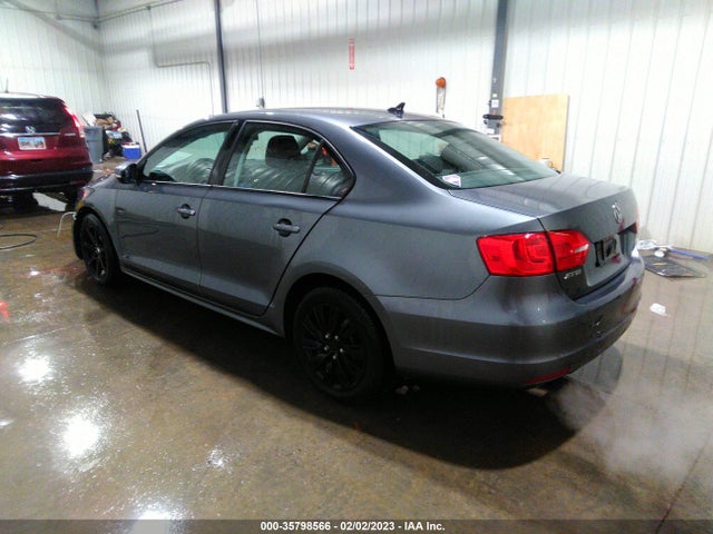 3VWD17AJ8EM260730 Volkswagen Jetta Sedan Se