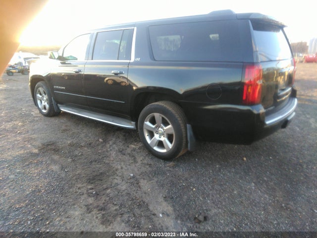 2015 Chevrolet Suburban, VIN: 1GNSKKKC7FR153945