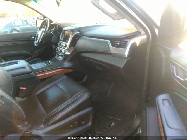 2015 Chevrolet Suburban, VIN: 1GNSKKKC7FR153945