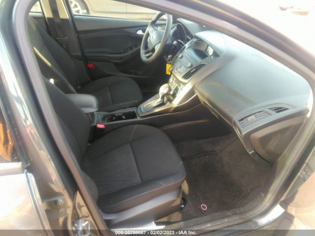 1FADP3FE9JL325317 Ford FOCUS SE