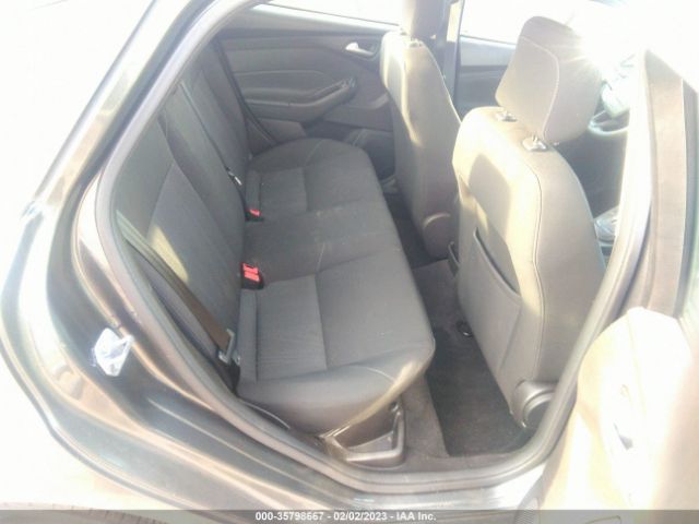1FADP3FE9JL325317 Ford FOCUS SE