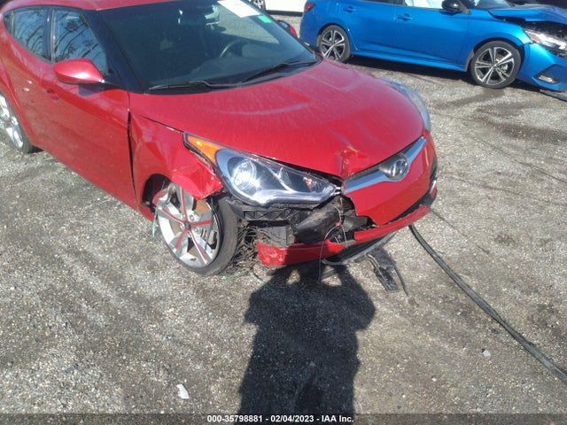 2017 Hyundai Veloster, VIN: KMHTC6AD5HU316907