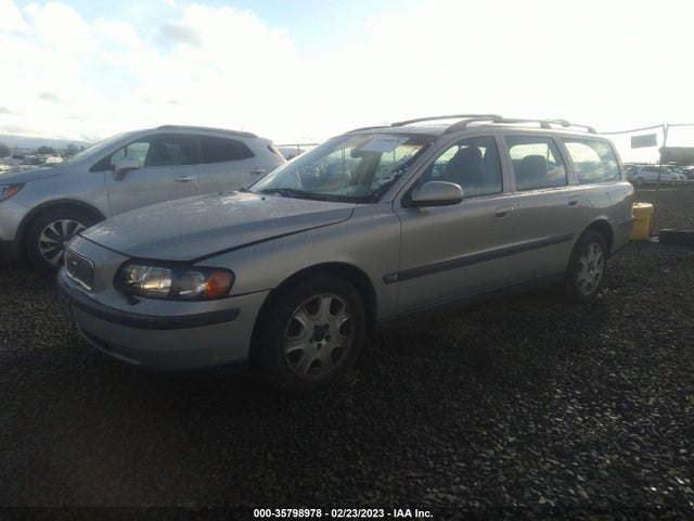 Volvo V70 2001 YV1SW58D711134215 Image 2