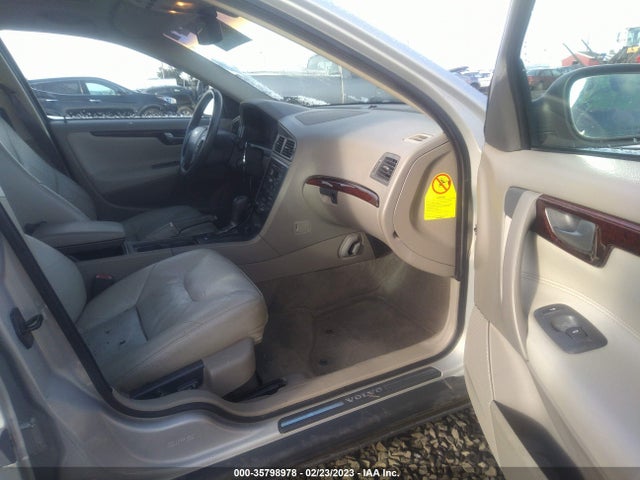 Volvo V70 2001 YV1SW58D711134215 Image 6