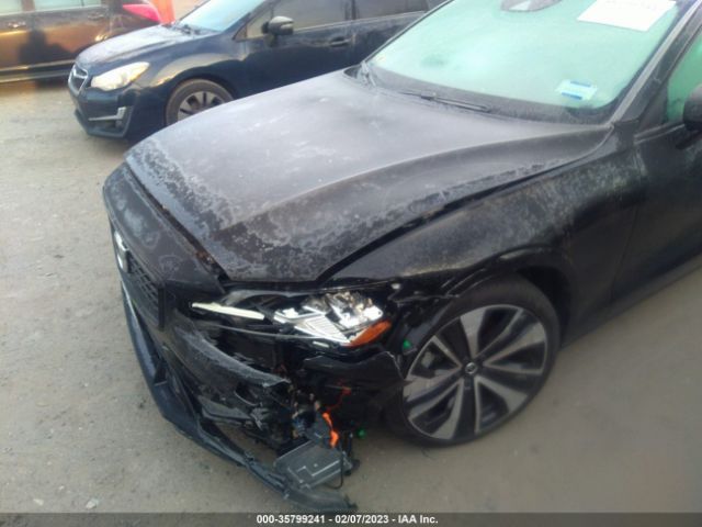 7JRL12FZ7NG156158 Volvo S60