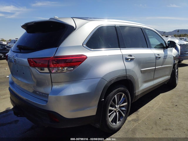 2019 Toyota Highlander, VIN: 5TDJZRFH4KS595267