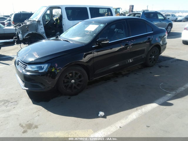 3VWD17AJ5EM431966 Volkswagen Jetta Sedan Se