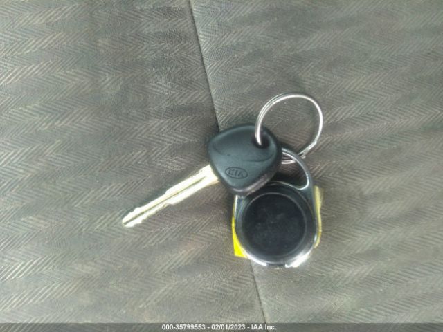 KNAFK4A66E5066638 KIA FORTE LX