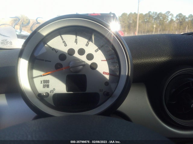 2009 MINI COOPER HARDTOP WMWMF33569TT68345 Photo 6