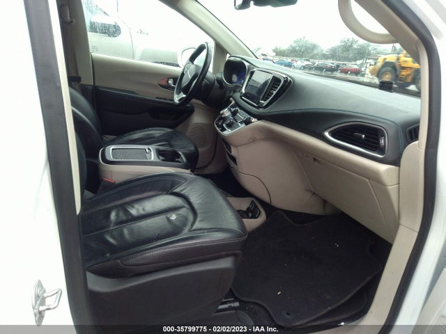 Chrysler Pacifica Touring L 2021 аукцион фото