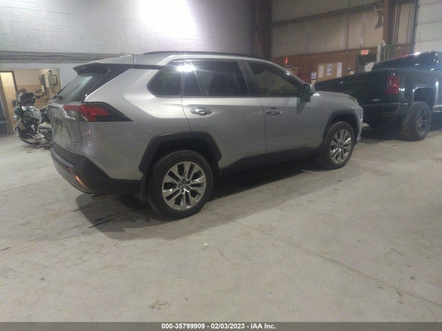 2020 Toyota RAV4, VIN: JTMN1RFV2LD527464