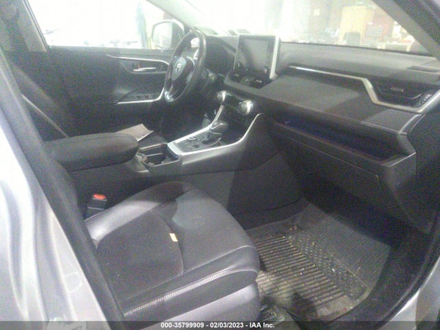 2020 Toyota RAV4, VIN: JTMN1RFV2LD527464