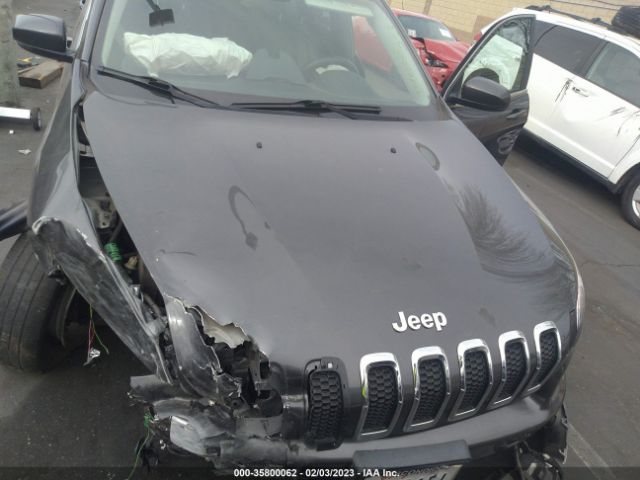 1C4PJLCB3HW554586 Jeep Cherokee Latitude