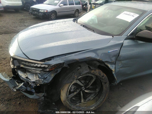 2022 HONDA ACCORD HYBRID SPORT VIN: 1HGCV3F28NA042394