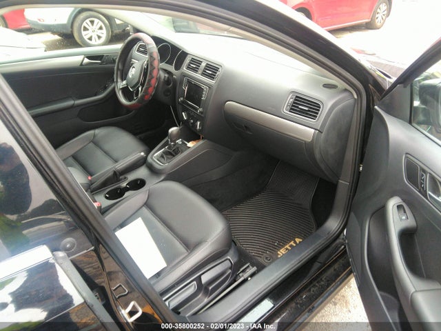 3VWDB7AJ5JM206132 Volkswagen Jetta 1.4t