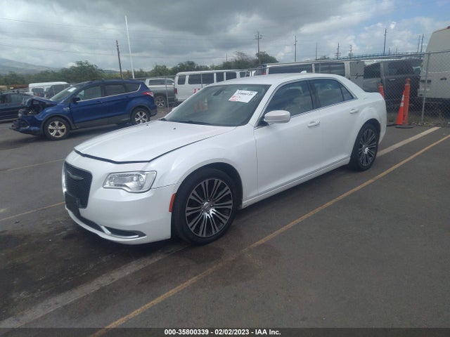 2C3CCAAGXFH930793 Chrysler 300 Limited