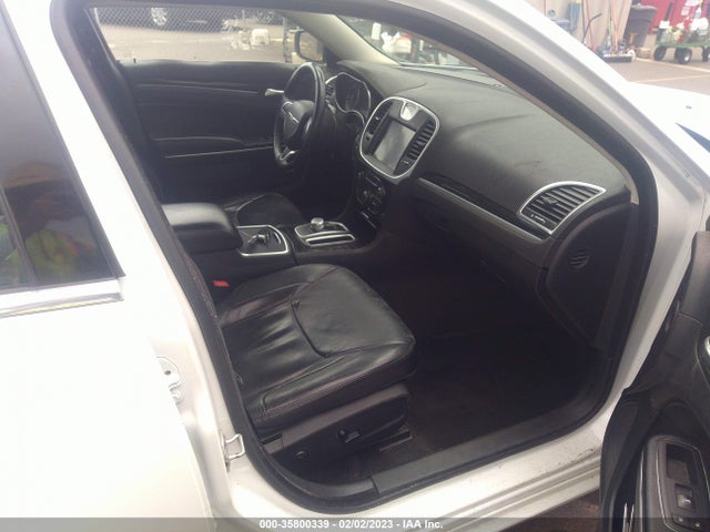 2C3CCAAGXFH930793 Chrysler 300 Limited