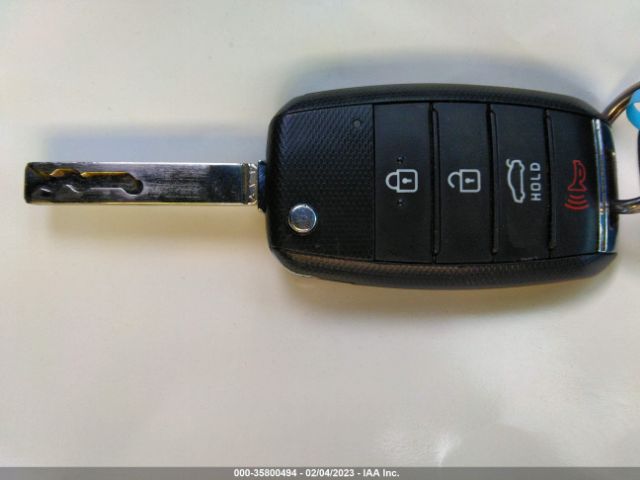 5XXGT4L30LG400811 KIA Optima Lx