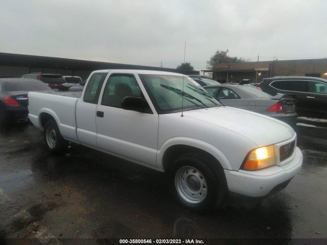 1999 1GTCS19X0X8524368 main image