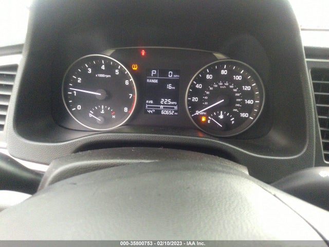 Hyundai ELANTRA SE 2018 5NPD74LF0JH392762 Image 8