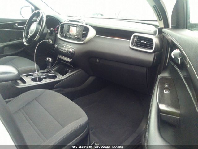 5XYPGDA37GG048061 KIA SORENTO LX