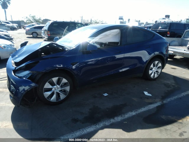 Tesla Model Y Long Range 2020 5YJYGDEE9LF057863 Image 2