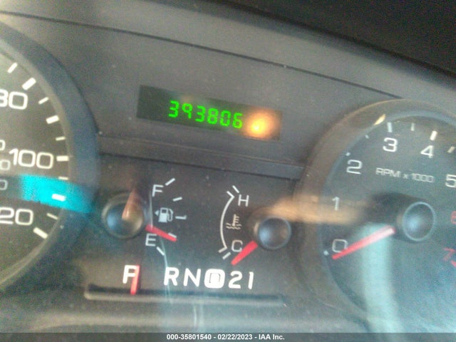 2006 FORD CROWN VICTORIA STANDARD VIN: 2FAFP73V16X162614