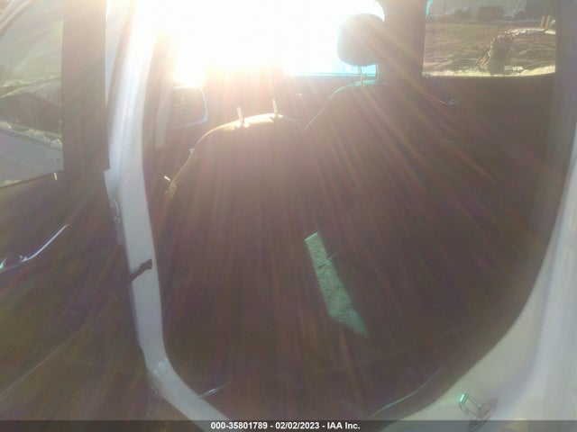 GMC ACADIA SLE 2019 1GKKNRLA8KZ201506 Image 8