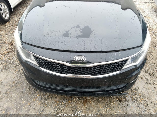 2017 Kia Optima, VIN: 5XXGT4L35HG151770