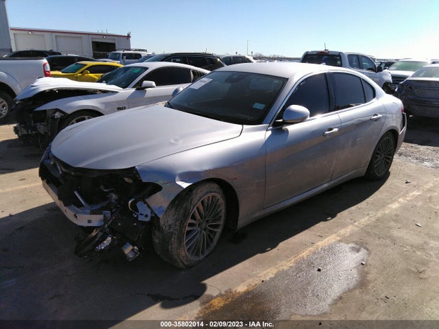 2017 Alfa Romeo Giulia, VIN: ZARFAECN4H7552055
