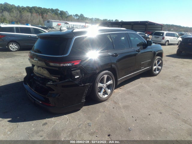 2022 Jeep Grand Cherokee, VIN: 1C4RJJBG4N8570242