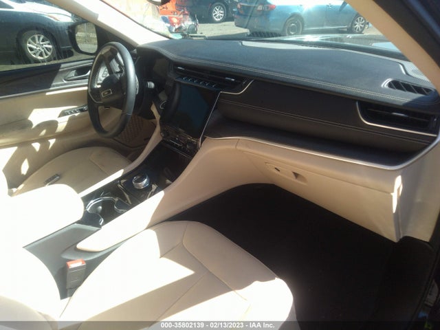 2022 Jeep Grand Cherokee, VIN: 1C4RJJBG4N8570242
