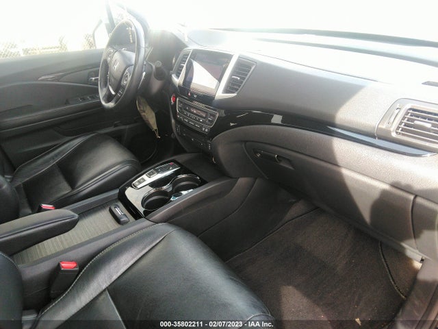 2017 Honda Pilot, VIN: 5FNYF6H96HB058411