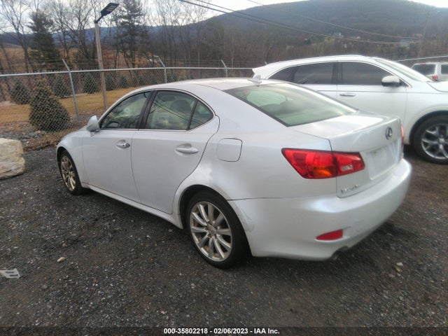 Lexus IS 250 2008 JTHCK262182023992 Image 3