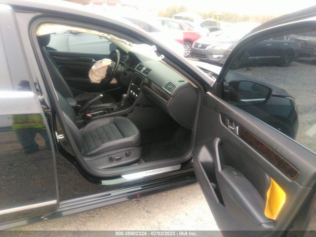1VWCS7A34FC075068 Volkswagen Passat 1.8t Sel Premium